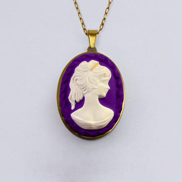 La Belle Olympe Featured Creative Pendentif 