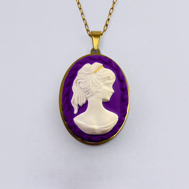 La Belle Olympe Featured Creative Pendentif 