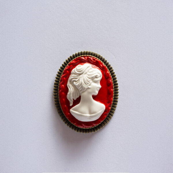 La Belle Olympe - La Guerrière Classique - Support Vintage