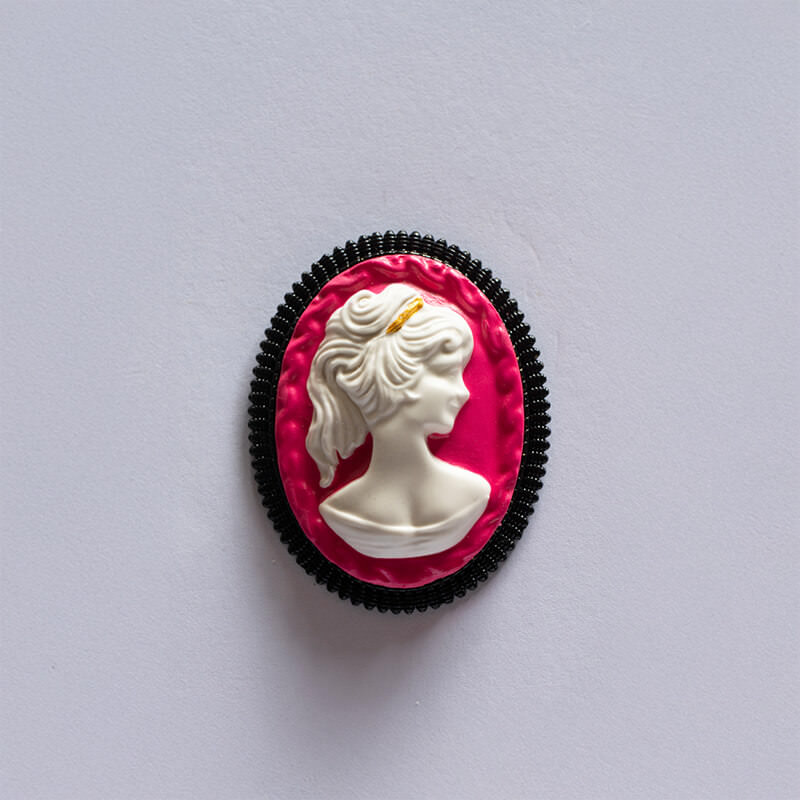 La Belle Olympe - La Romantique Coiffée - Support Noir