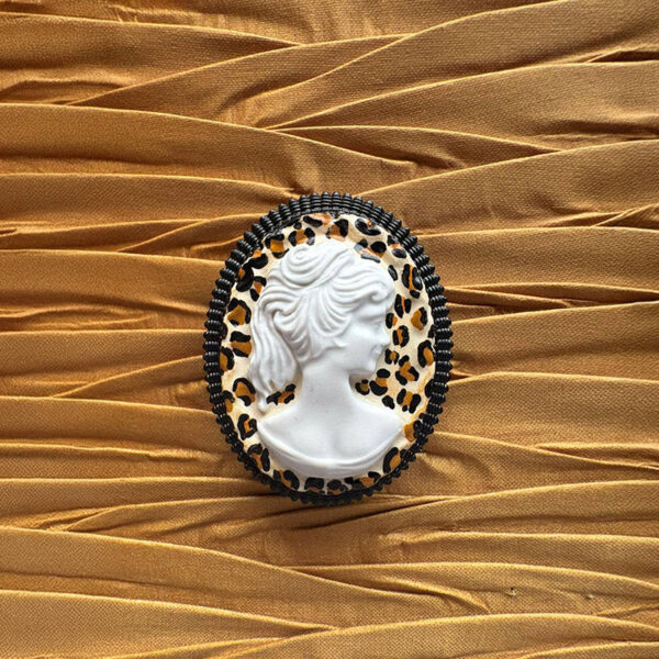 La Belle Olympe Featured La Sauvage 